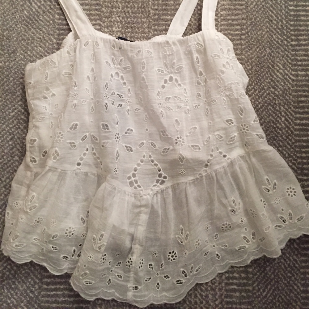 Adorable white Crop top